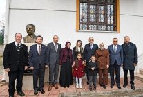 baskan aydin ozel gereksinimli cocuklarin karne sevincini paylasti