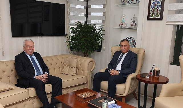 Başkan Şadi Özdemir’den İl Milli Eğitim Müdürü Gürhan Çokgezer’e ziyaret 1 baskan sadi ozdemirden il milli egitim muduru gurhan cokgezere ziyaret