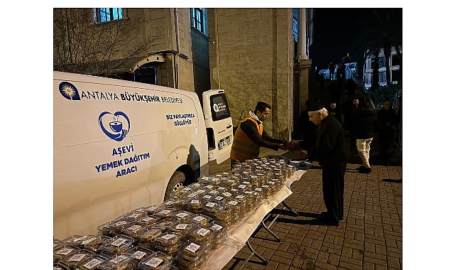 buyuksehirden mirac kandilinde lokma ve kandil simidi ikrami