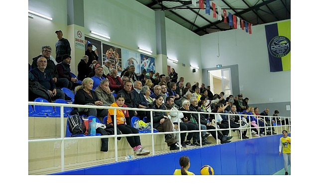 didim sahasinda voleybol soleni 3 0