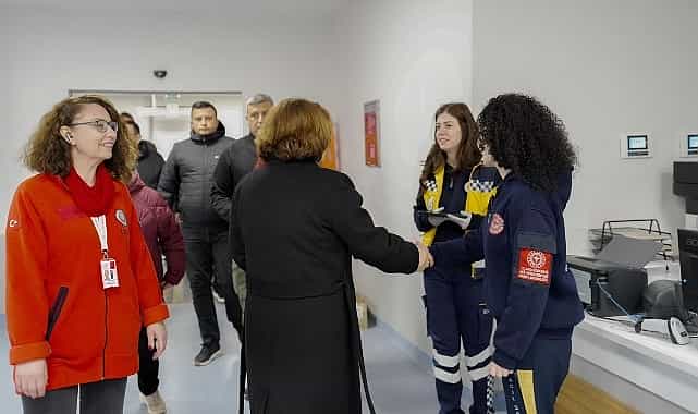 Didim’de Yeni Yıla Halkla ve Sahada Görev Yapanlarla Merhaba 1 didimde yeni yila halkla ve sahada gorev yapanlarla merhaba