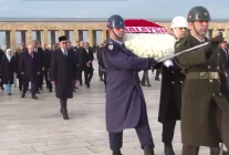 Malezya Başbakanı Enver İbrahim Anıtkabir’de