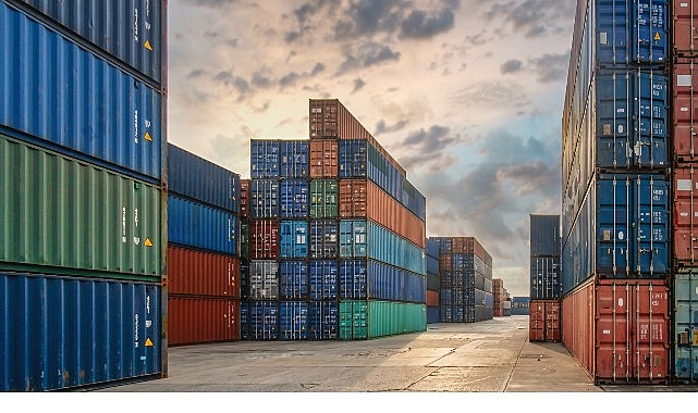 ege bolgesi 2025 yilini 437 milyar dolarlik ihracatla kapatti