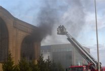 fabrika yangini kisa surede kontrol altina alindi