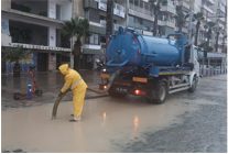 izmir buyuksehir belediyesi ekipleri yagis nobetinde 1