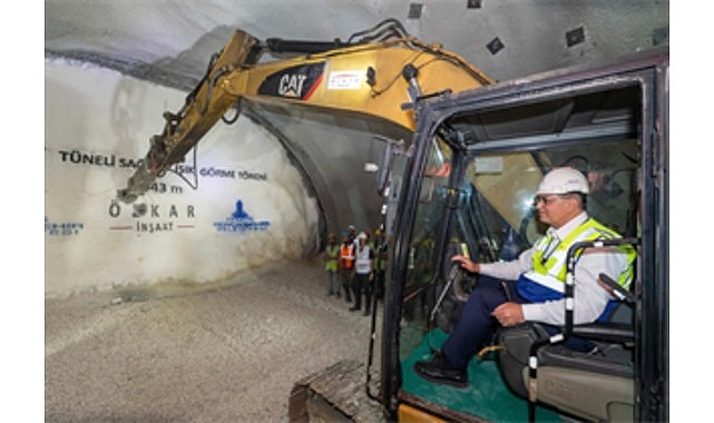 İzmir’in projeleri için 21 milyar liranın üzerinde yatırım yapıldı 1 izmirin projeleri icin 21 milyar liranin uzerinde yatirim yapildi