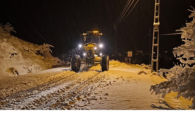 konya buyuksehir kar bereketinin gunluk yasami etkilememesi icin 31 ilcede 1 885 personel 790 aracla mesaide