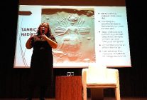 maltepede kadinlar tarih konusuyor soylesisi