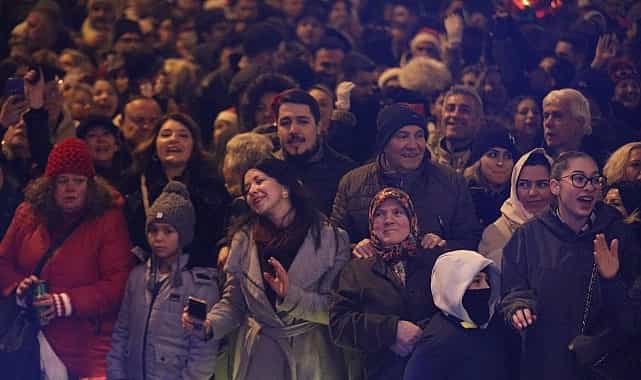 mudanyada son gece coskusu