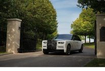 rolls roycedan gorkemli ve essiz bir 2025 yili