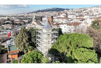 saat kulesi buyuksehirle eski ihtisamina kavusuyor