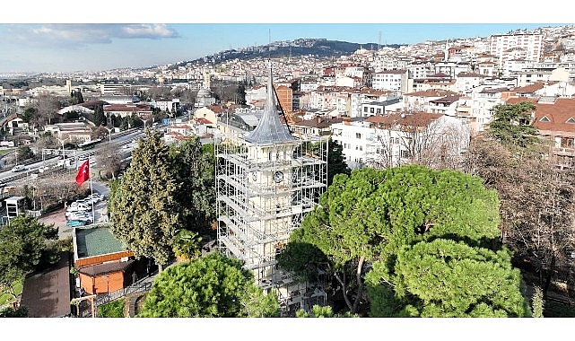 saat kulesi buyuksehirle eski ihtisamina kavusuyor