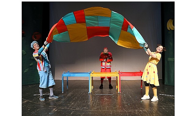 sehir tiyatrolari somestir tatilinde perdelerini cocuklar icin aciyor